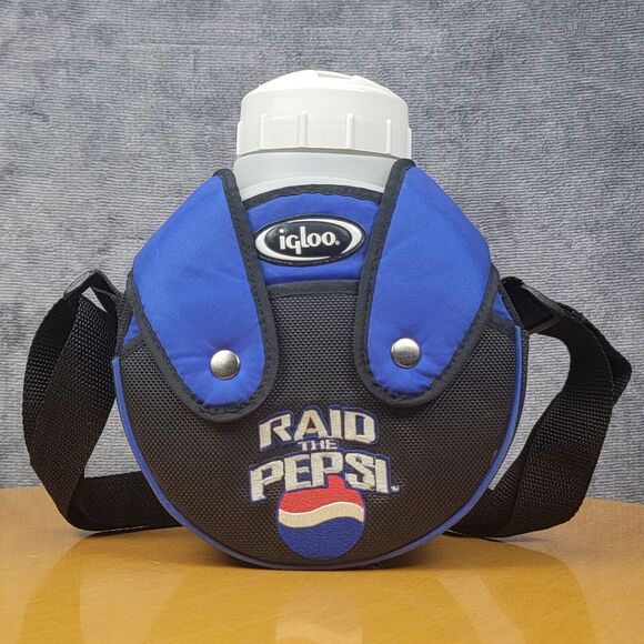 Vintage 90s Igloo 48oz Water Canteen with Raid the Pepsi Cover & Carry Strap - Picture 3 of 15